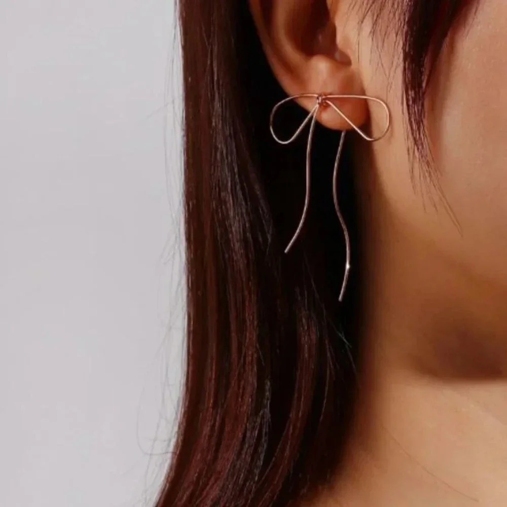 Minimalist Gold Bow Tie Stud Earrings
